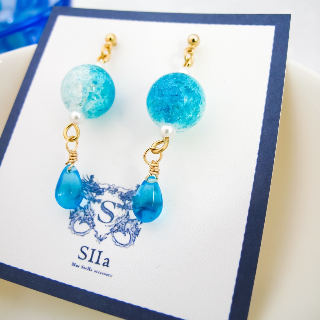 しゅわしゅわブルードロップピアス イヤリング変更可能 ゴールド金具