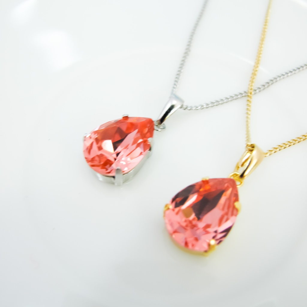 しずくサイズのスワロフスキークリスタルのネックレス ローズピーチ*金具の色が選べます
