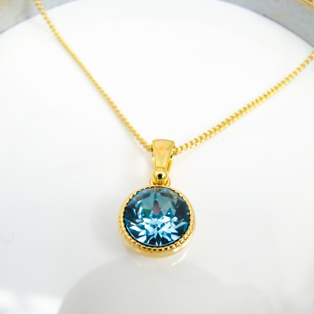 シンプルなまるいクリスタルガラスのネックレス ~アクアマリン~*金具の色が選べます