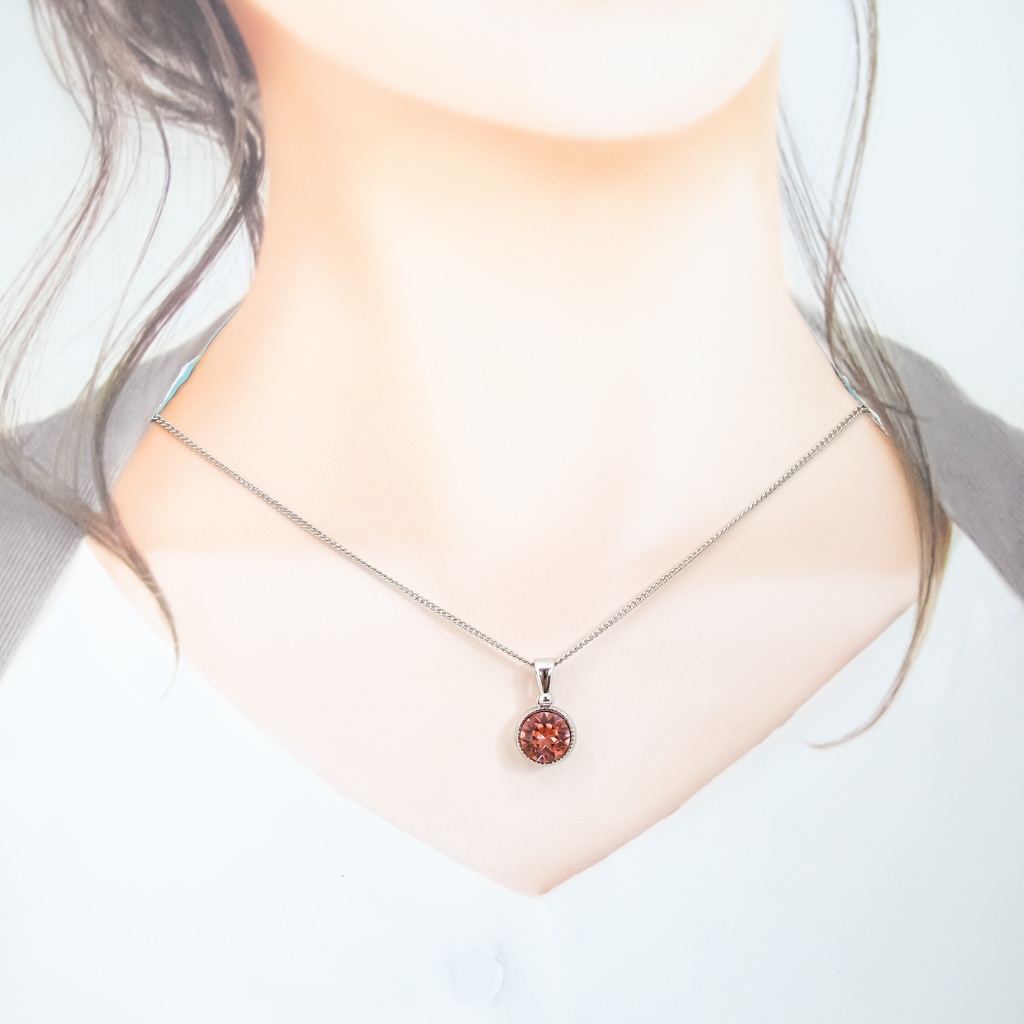 *シンプルなまるいスワロフスキーネックレス ローズピーチ* 金具の色が選べます