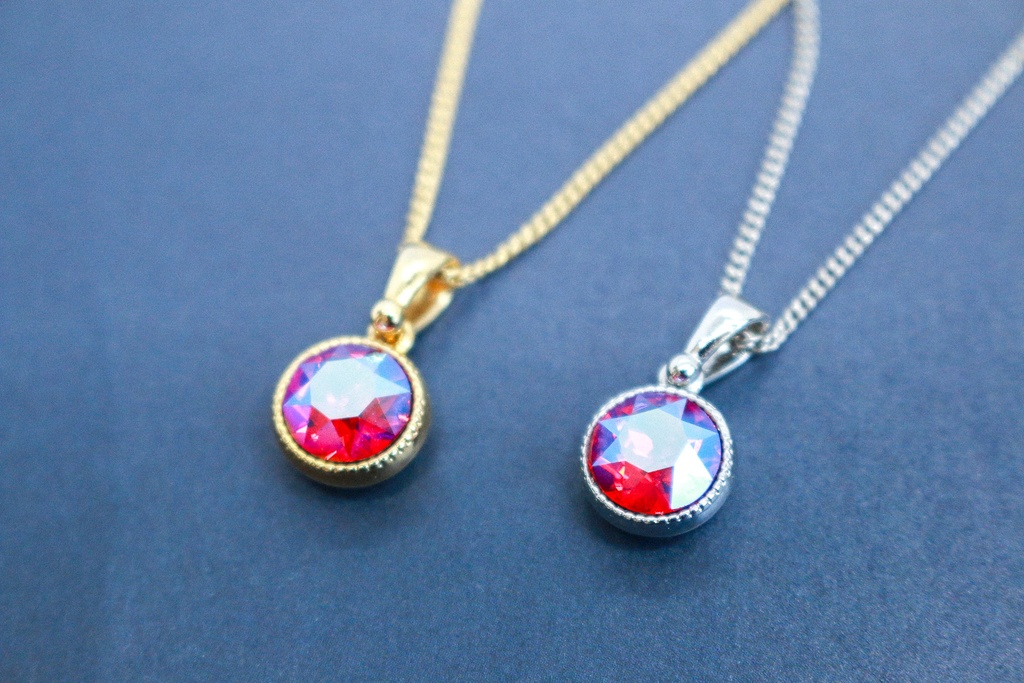 *シンプルなまるいクリスタルガラスのネックレス ライトシャム シマー* 金具の色が選べます