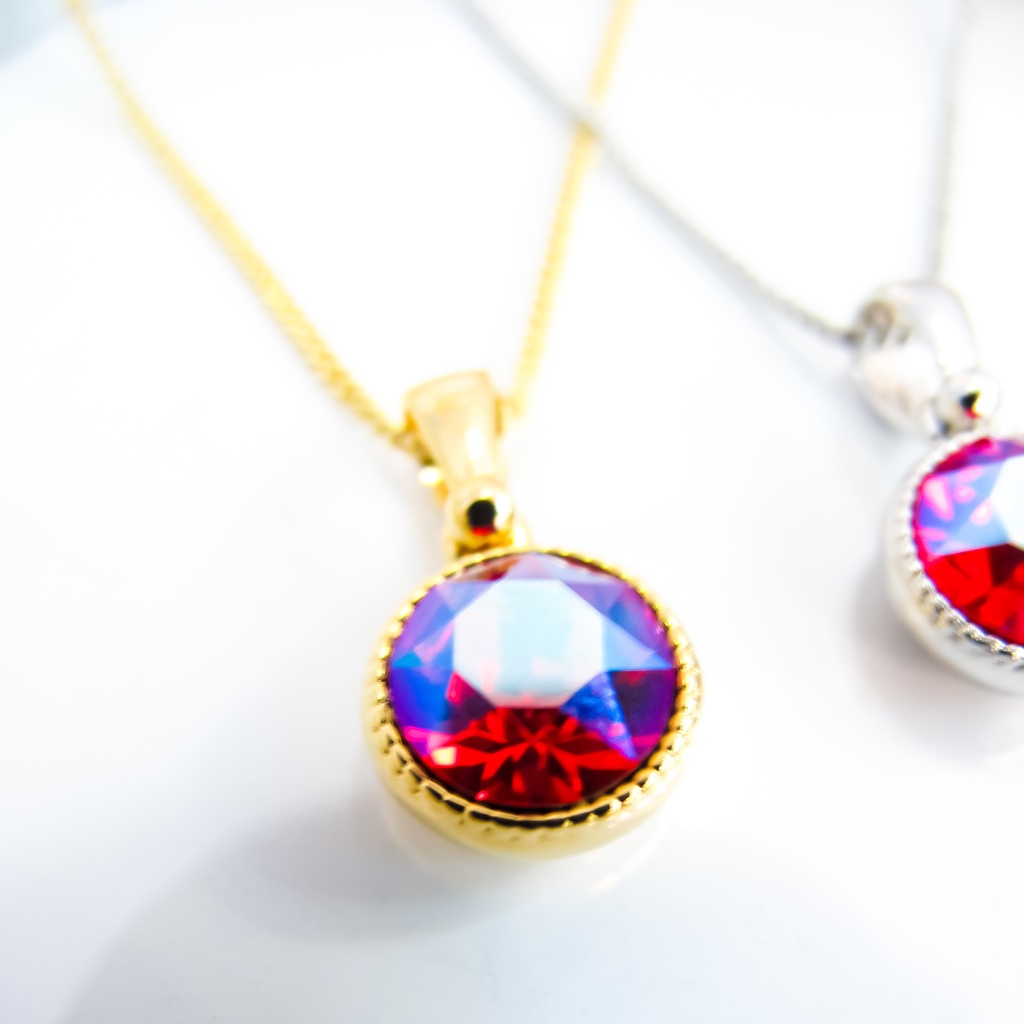 *シンプルなまるいクリスタルガラスのネックレス ライトシャム シマー* 金具の色が選べます