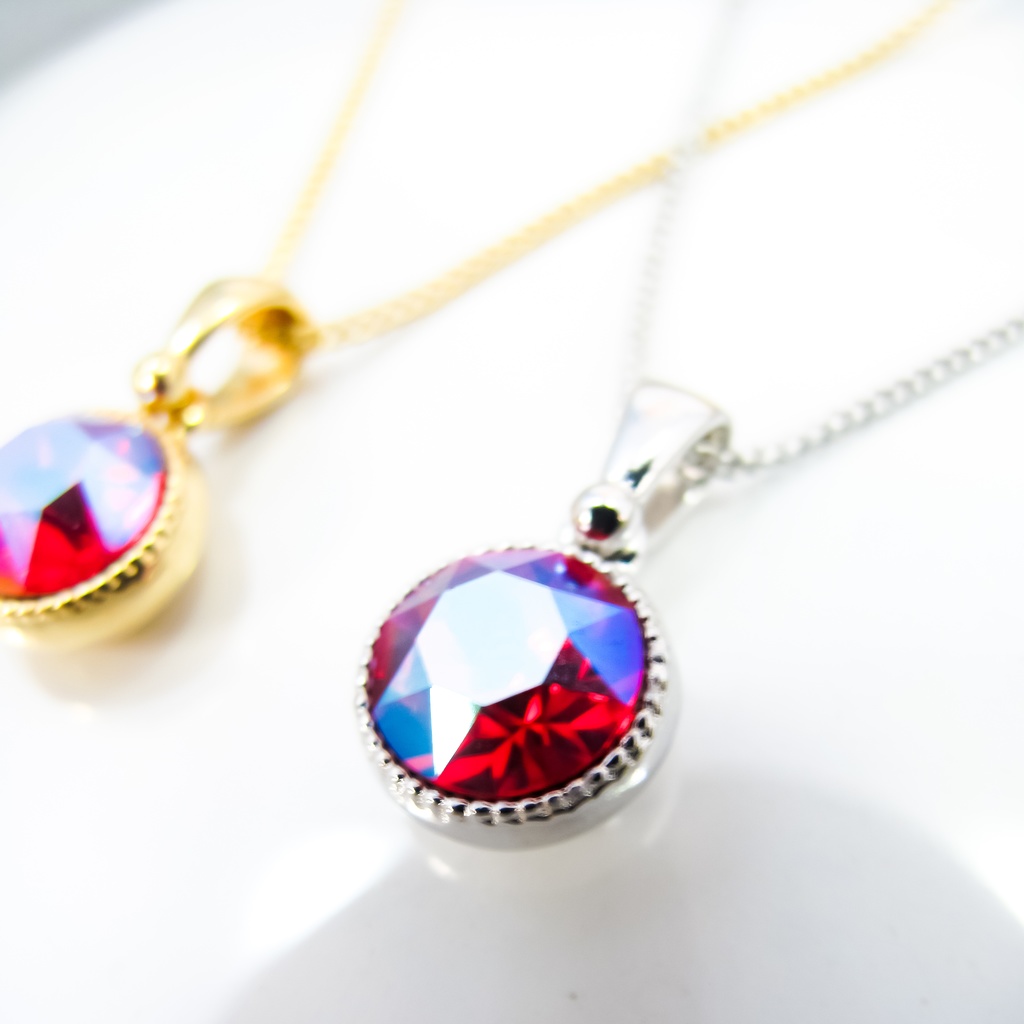 *シンプルなまるいクリスタルガラスのネックレス ライトシャム シマー* 金具の色が選べます