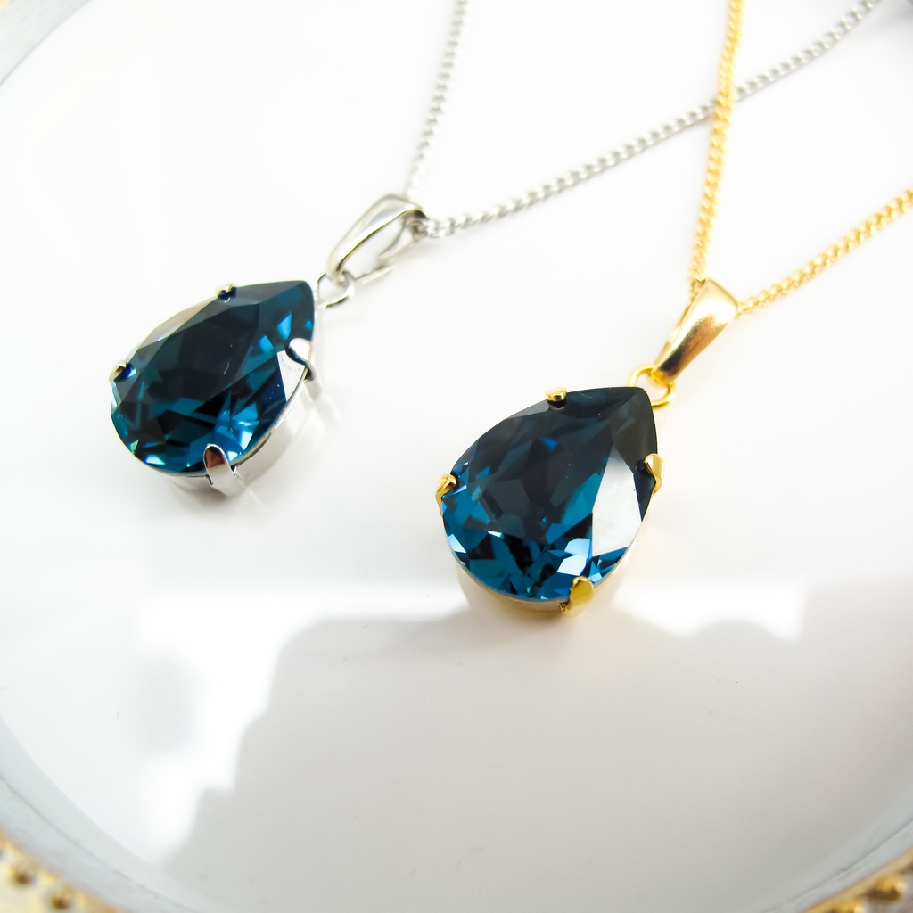 *しずくサイズクリスタルガラスネックレス モンタナ*金具の色が選べます