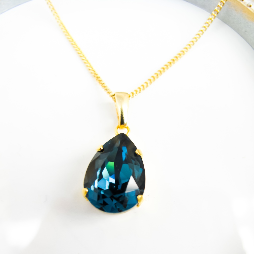 *しずくサイズクリスタルガラスネックレス モンタナ*金具の色が選べます