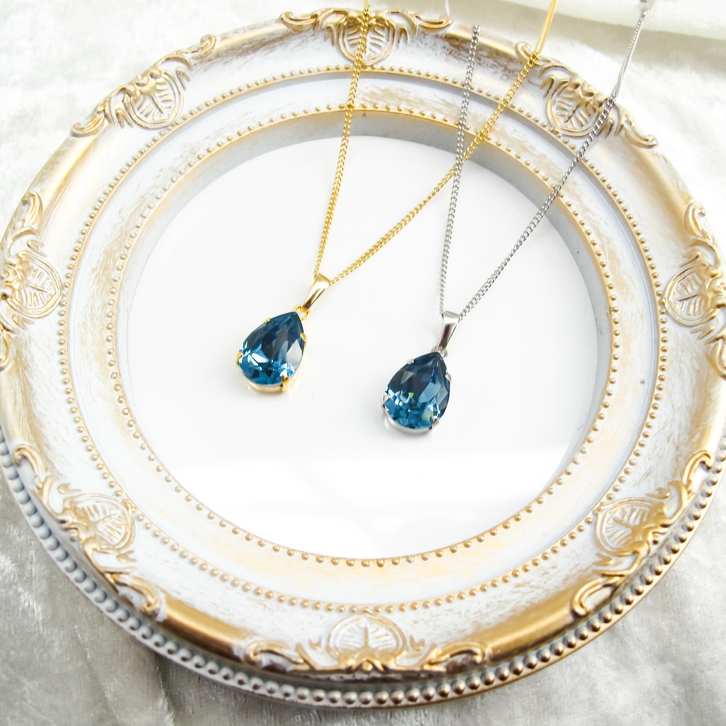 *しずくサイズクリスタルガラスネックレス デニムブルー*金具の色が選べます