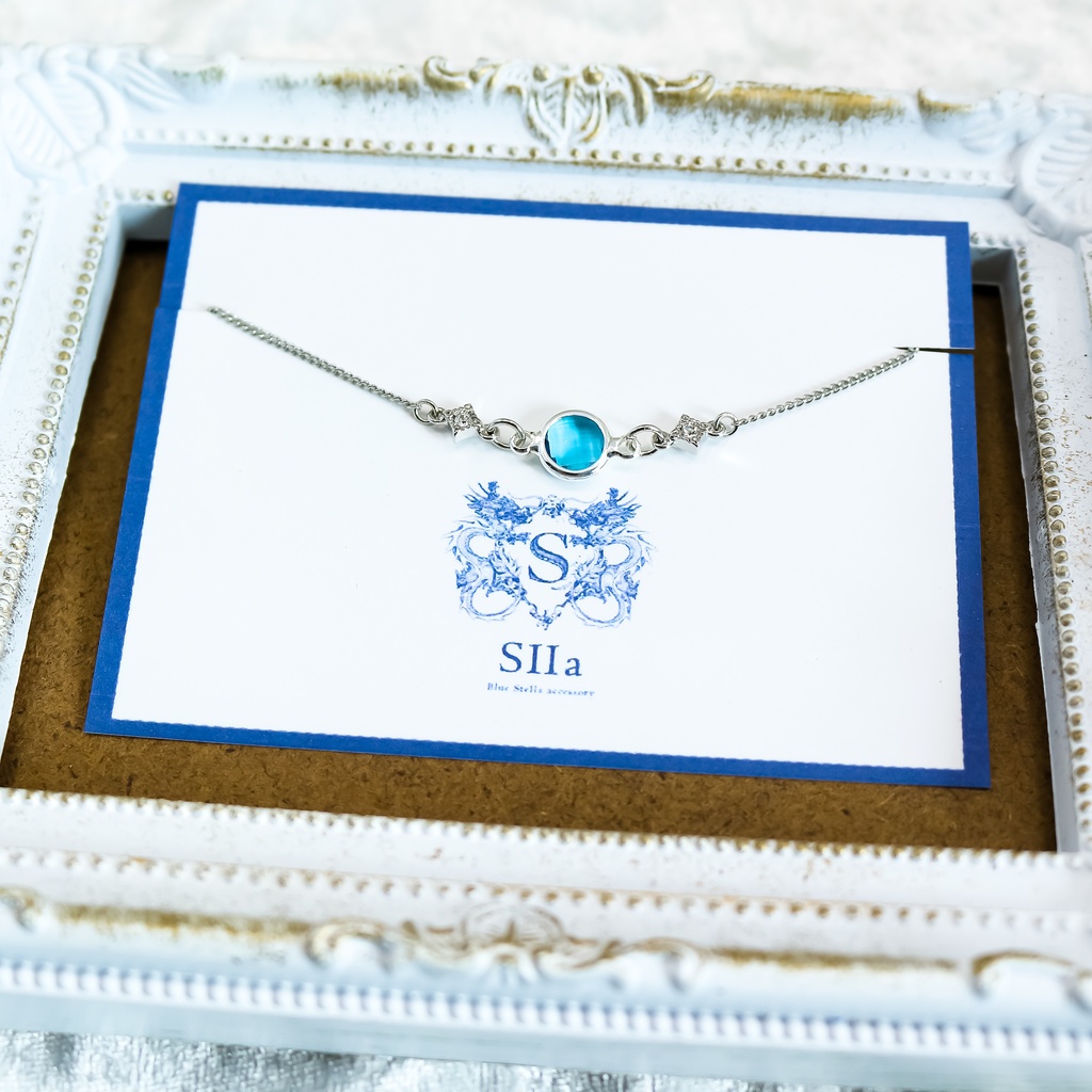 クリスタルガラスのブレスレット スカイブルー シルバー金具