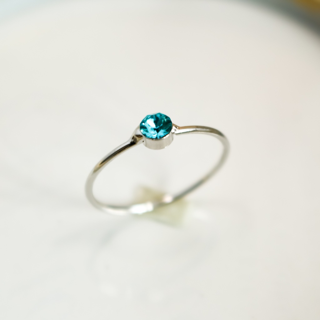 ライトターコイズカラーの シンプルRing 金具の色が選べます