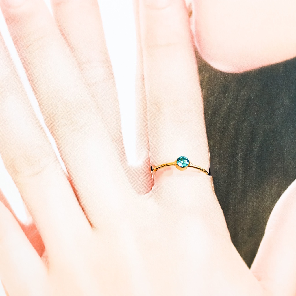 ライトターコイズカラーの シンプルRing 金具の色が選べます