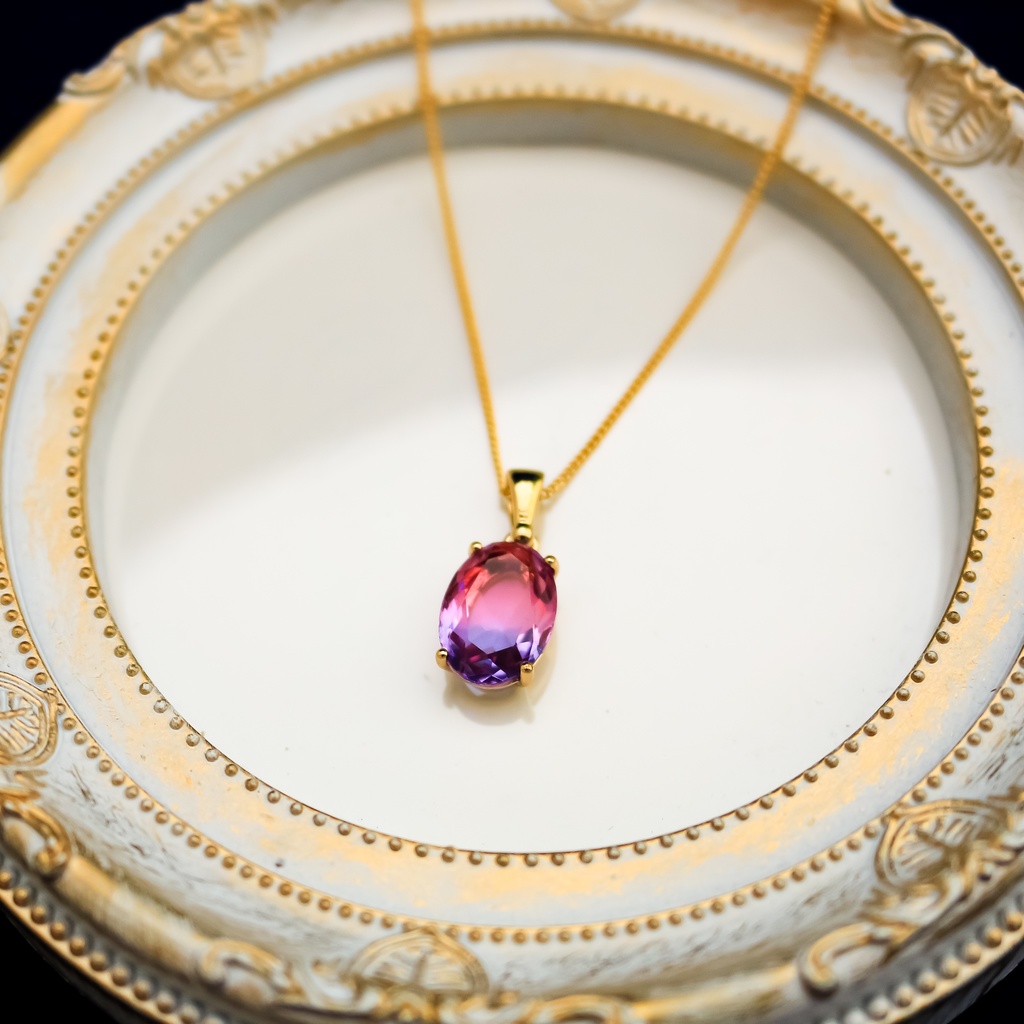 春カラーグラデーションのオーバルカットネックレス ピンク×ブルー ゴールド金具 16kgp使用