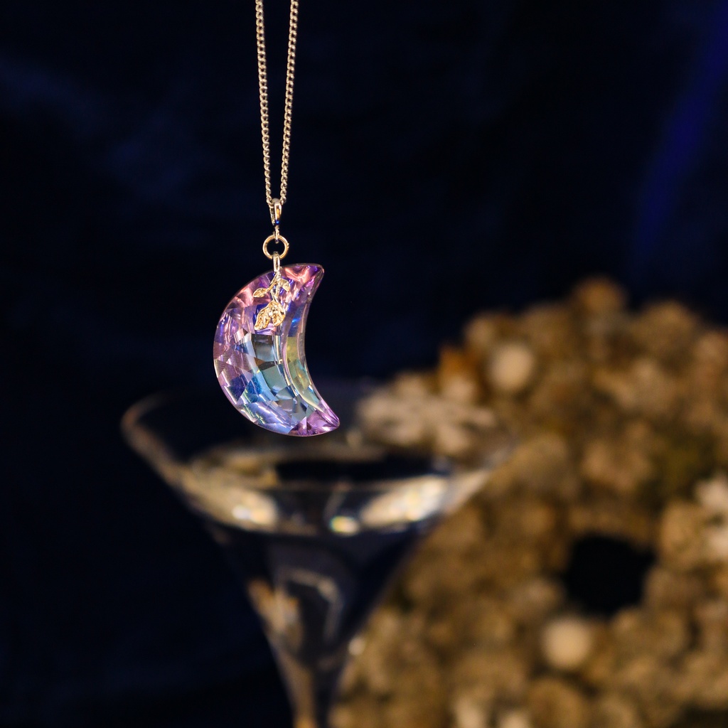 クリスタルラベンダームーンのネックレス 金具の色が選べます