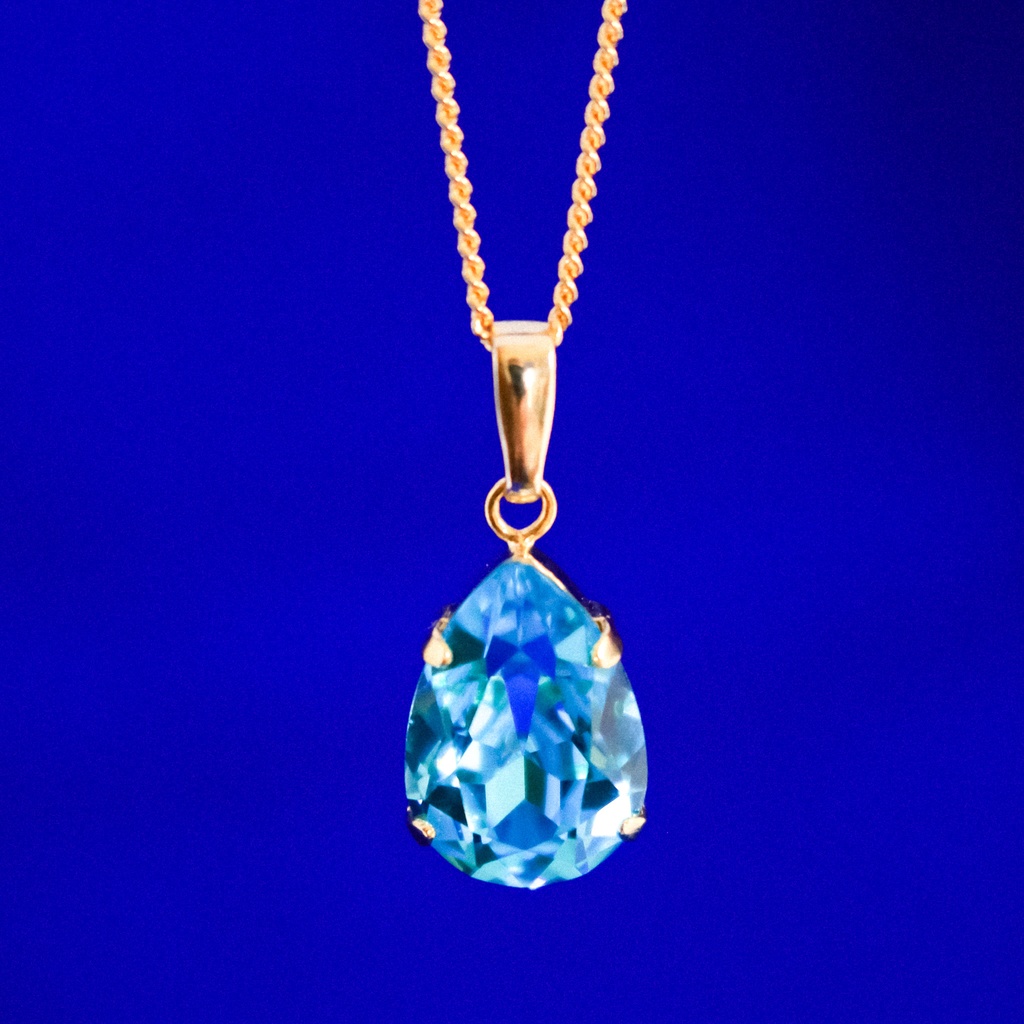 *クリスタルガラスドロップのネックレス ライトターコイズ*金具の色が選べます
