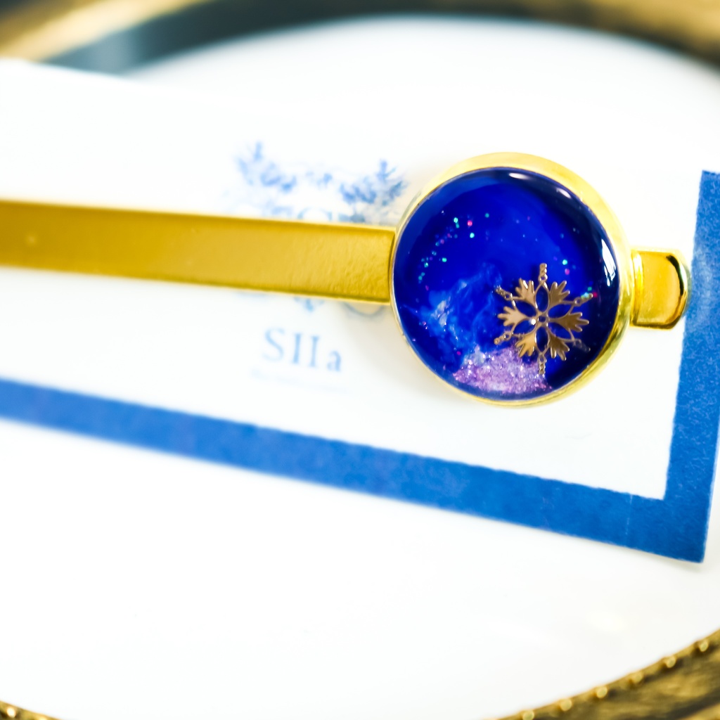 【成人式やプレゼントに】ネクタイピン雪 ロイヤルブルー×オーロラ 金具の色が選べます