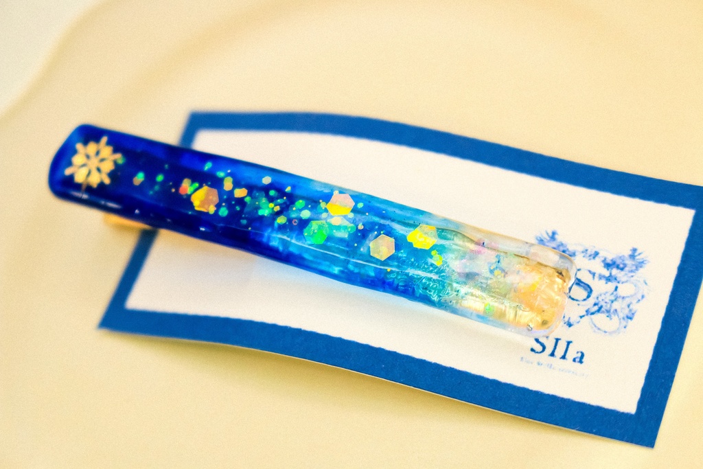 雪の結晶のヘアクリップ スティックタイプ ゴールド金具