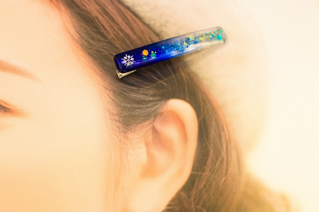 雪の結晶のヘアクリップ スティックタイプ シルバー金具