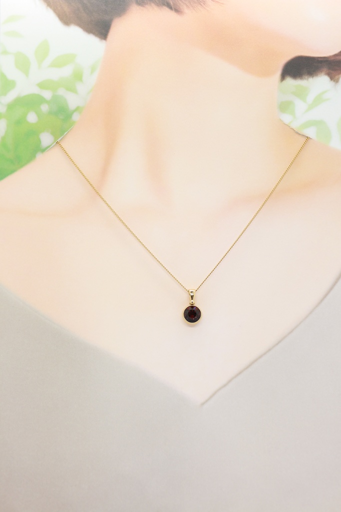 シンプルなまるいクリスタルガラスのネックレス ~バーガンディ~金具の色が選べます