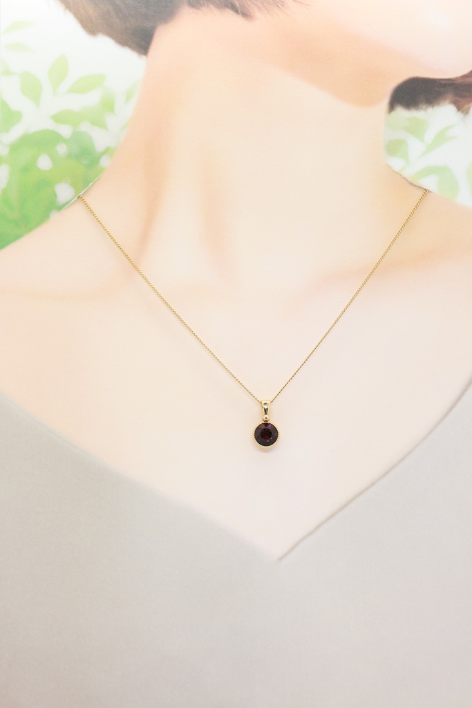 シンプルなまるいクリスタルガラスのネックレス ~バーガンディ~金具の色が選べます