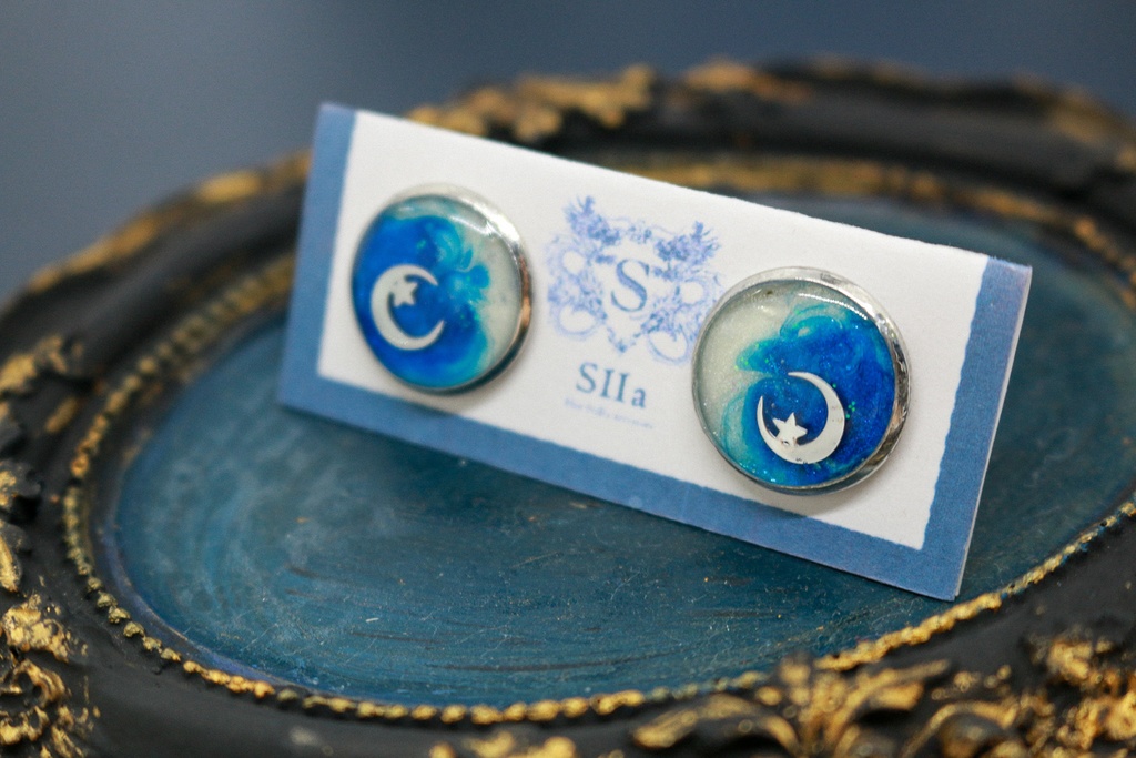 夜明けのカフスボタン ホワイト×オーシャンブルー 金具の色が選べます