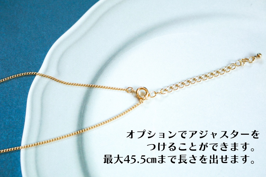 【ネコの日】シンプルなまるいネコたちのネックレス ウルトラマリン×オーロラ 金具の色が選べます