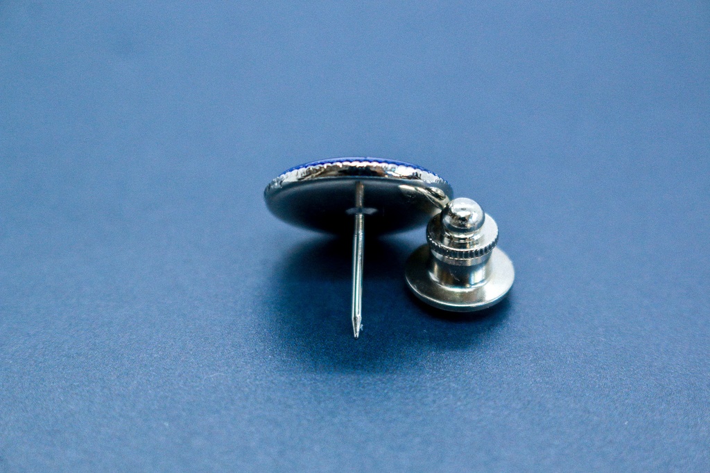 【静寂の月夜 〜シルバームーンのタックピン〜】