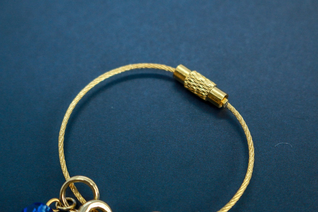 バックチャーム 【真昼の月】 ブルー×ホワイト ゴールド金具