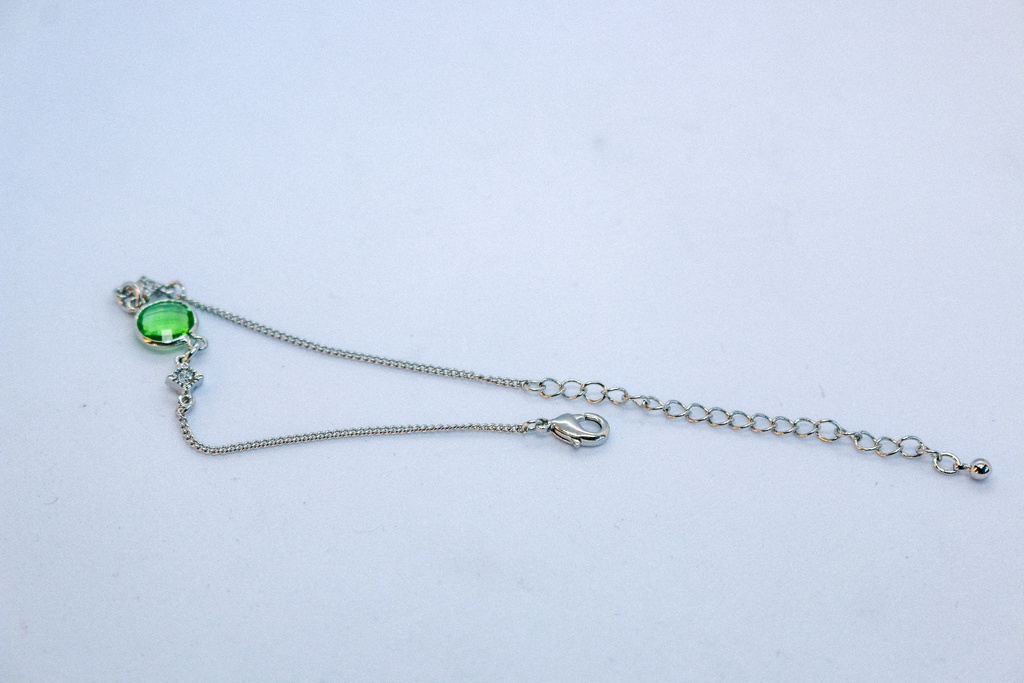 クリスタルガラスのブレスレット ペリドットカラー シルバー金具