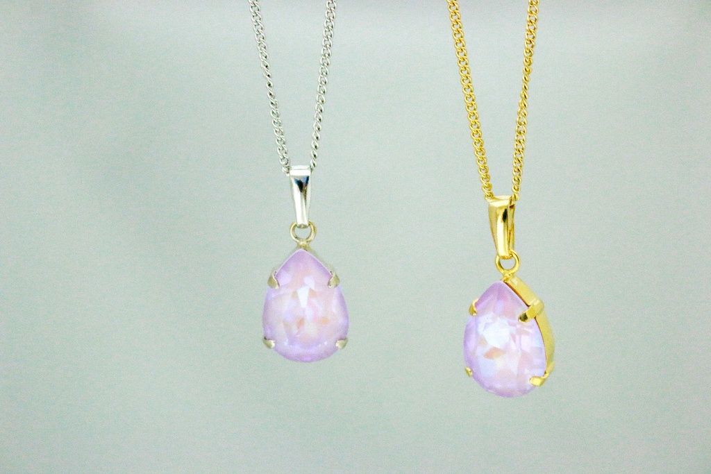 【春カラー】 オーストリアクリスタルガラスのペアシェイプカットネックレス ~ラベンダーディライト~金具の色が選べます