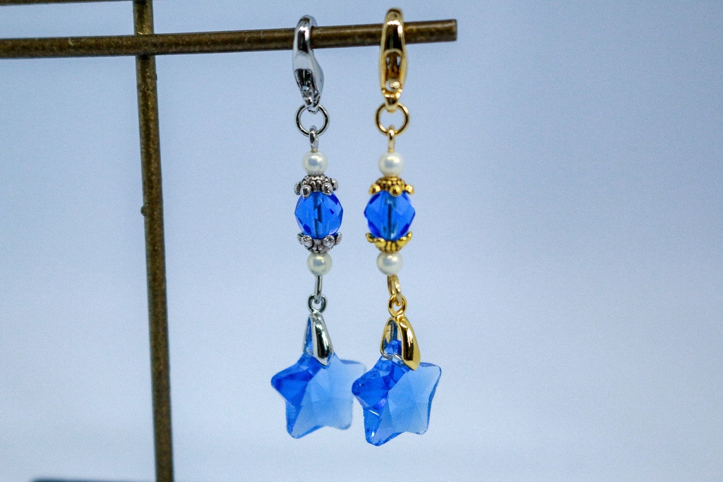 きらめくガラス星のチャーム クリアサファイア