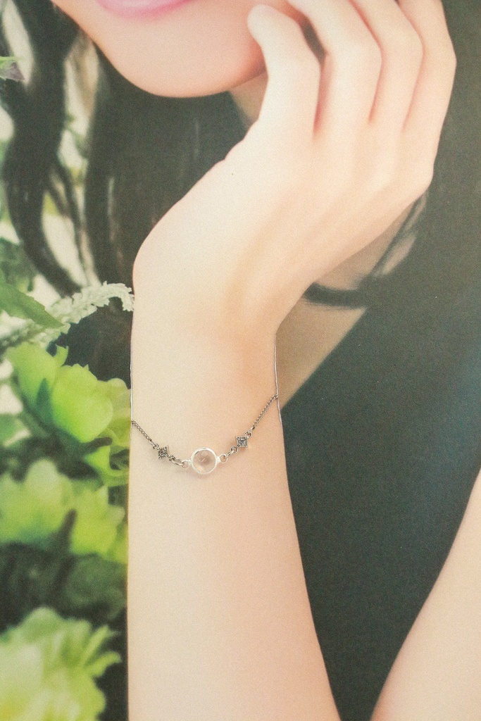 クリスタルガラスのブレスレット クリア シルバー金具