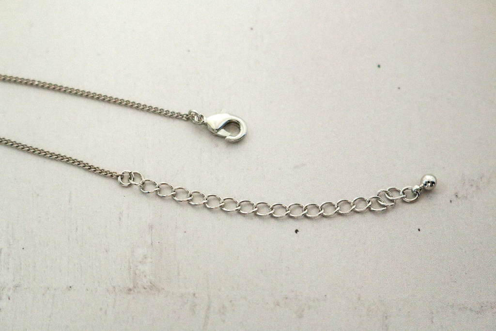 クリスタルガラスのブレスレット ミルキーブルー シルバー金具