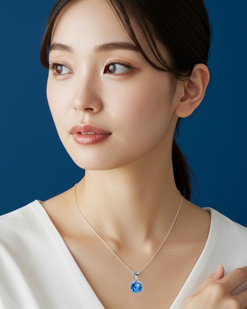 再生の輝き ― アイスブルークリスタルネックレス】 金具の色が選べます
