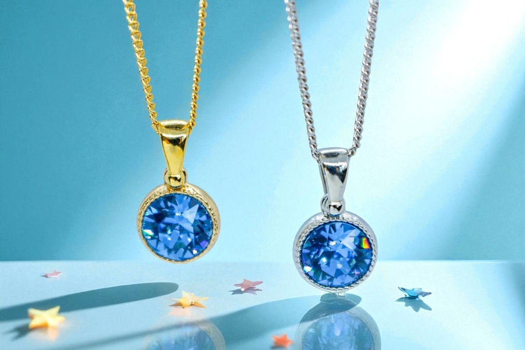 再生の輝き ― アイスブルークリスタルネックレス】 　金具の色が選べます