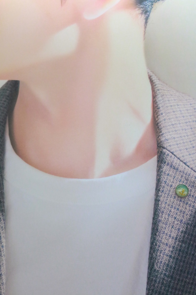 アンカーのタックピン スカイブルー×ホワイト シルバー金具