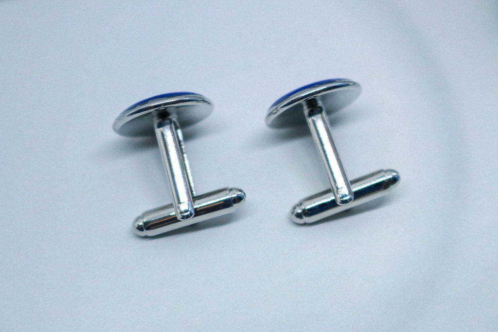 幻想的な月夜のカフスボタン ロイヤルブルー×オーロラ シルバー金具