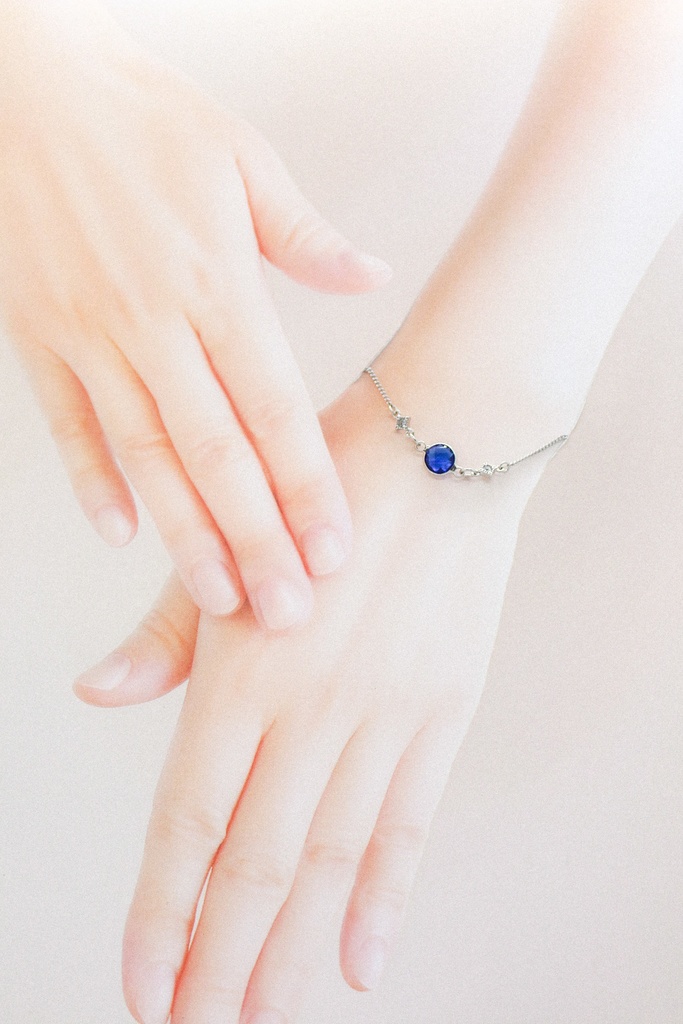 クリスタルガラスのブレスレット マジェスティックブルー シルバー金具