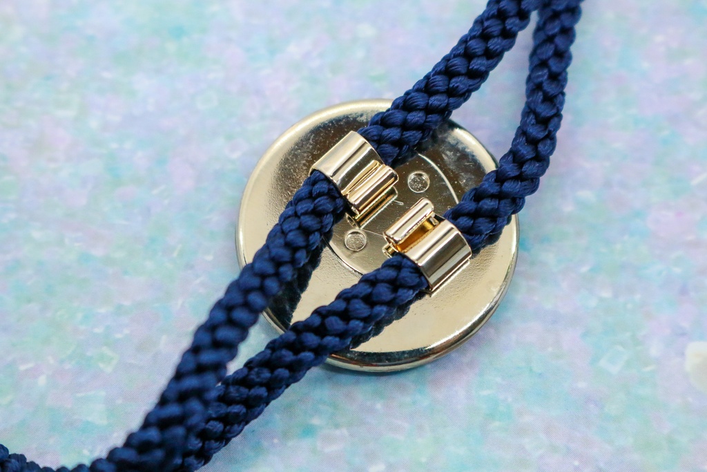 アンカーのループタイ スカイブルー×オーシャンブルー ゴールド金具