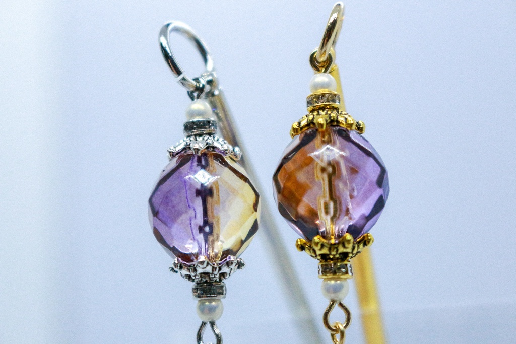透き通るチェコガラスのかんざし ビオラ(オレンジ×パープル)金具の色が選べます