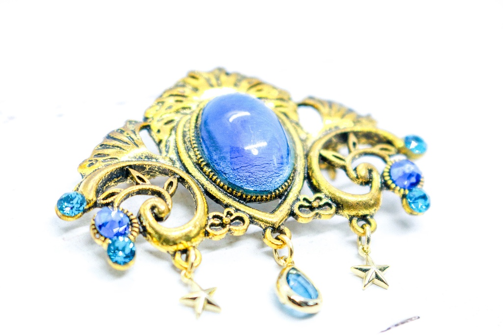 【再販なし】チェコヴィンテージガラスのブローチ ミッドナイトブルー ゴールド金具