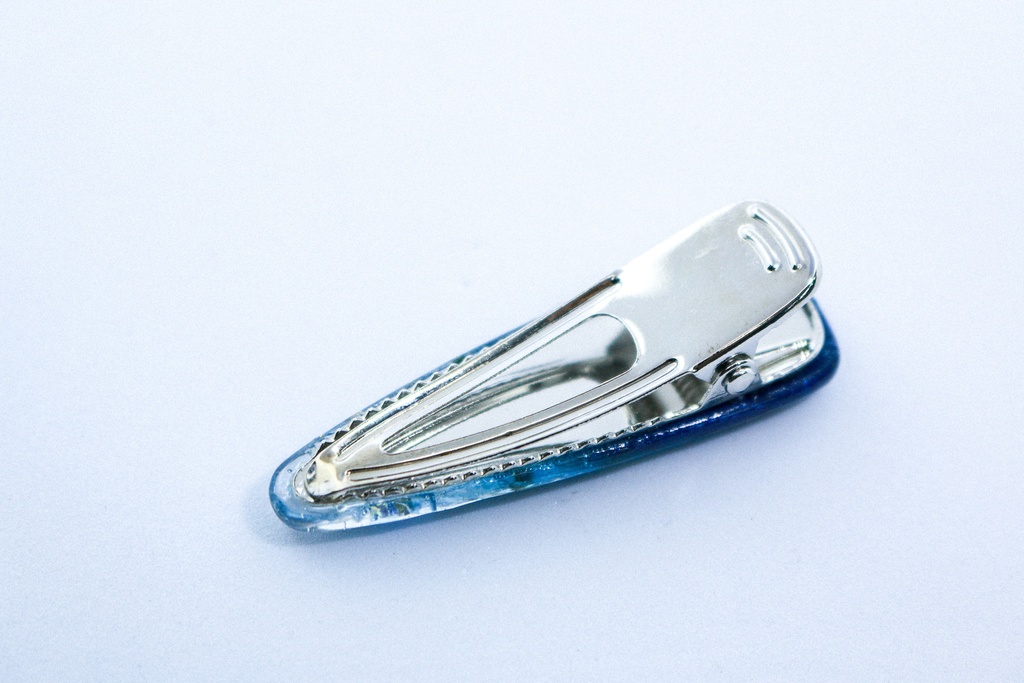 【流星図鑑】ヘアクリップ マーメイドブルー×クリア シルバー金具