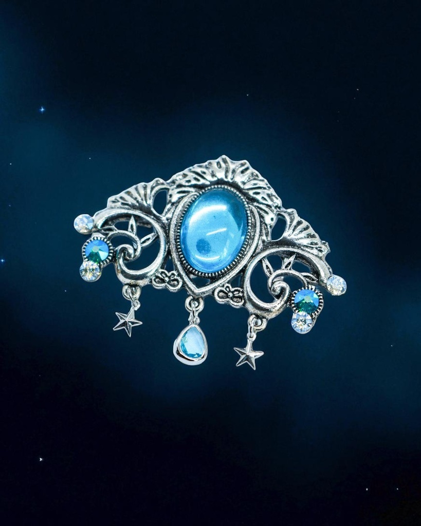 【空の記憶】- チェコガラスブローチ クリアスカイブルー シルバー金具