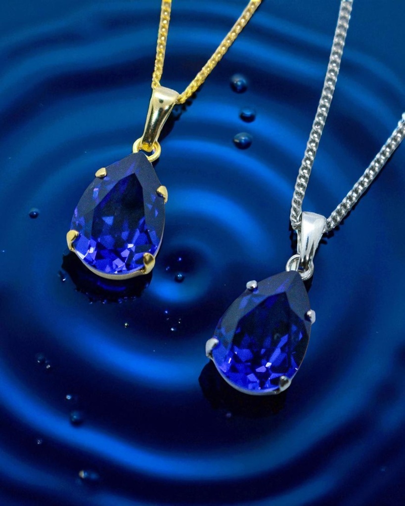 【光の境界】 オーストリアクリスタルガラスのペアシェイプカットネックレス ~ダークサファイア~金具の色が選べます