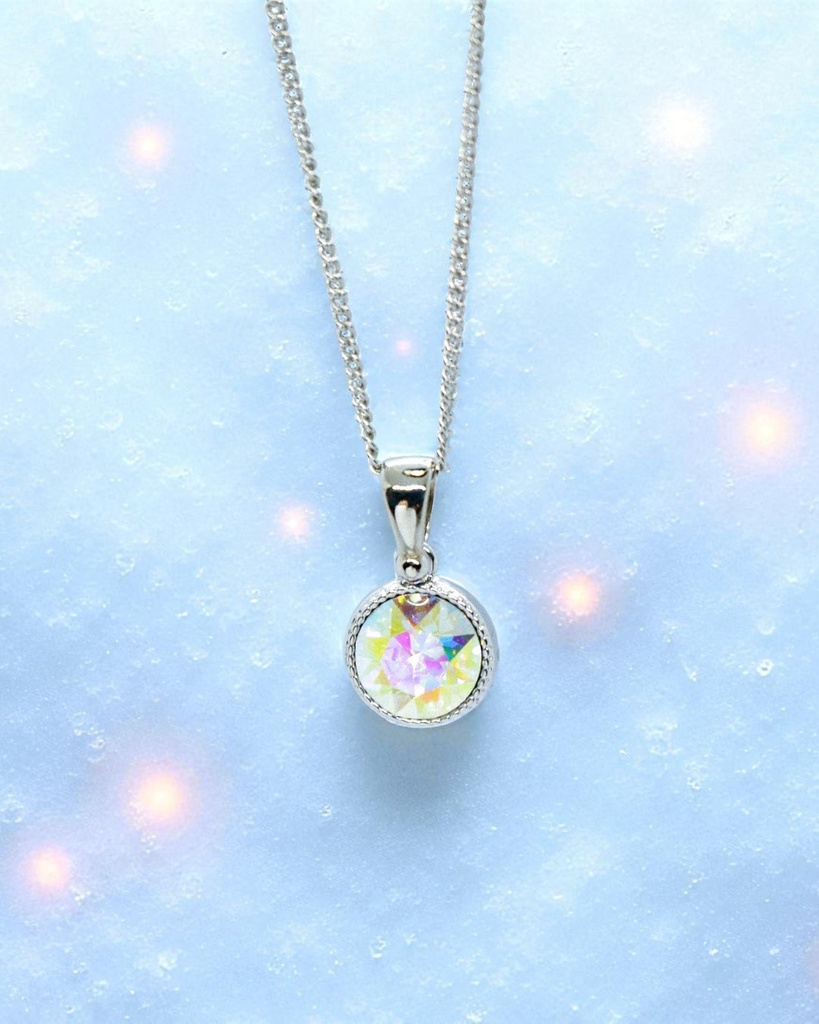 【春を夢見る結晶】オーストリアクリスタルガラスのネックレス~クリスタルトランスミッション~金具の色が選べます