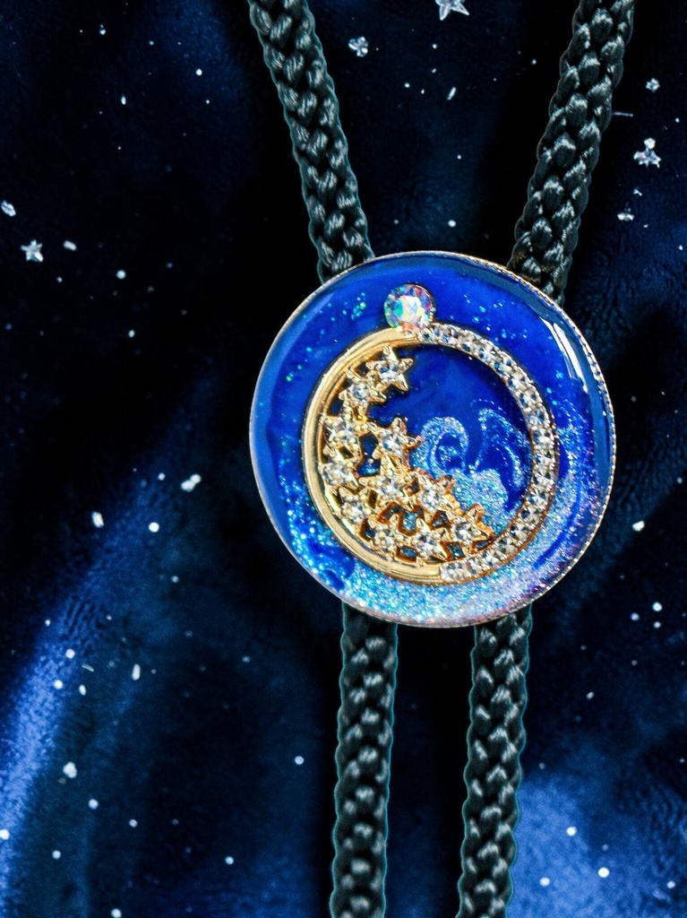 【星空ブルーとオーロラのループタイ】 ロイヤルブルー×オーロラ ゴールド金具
