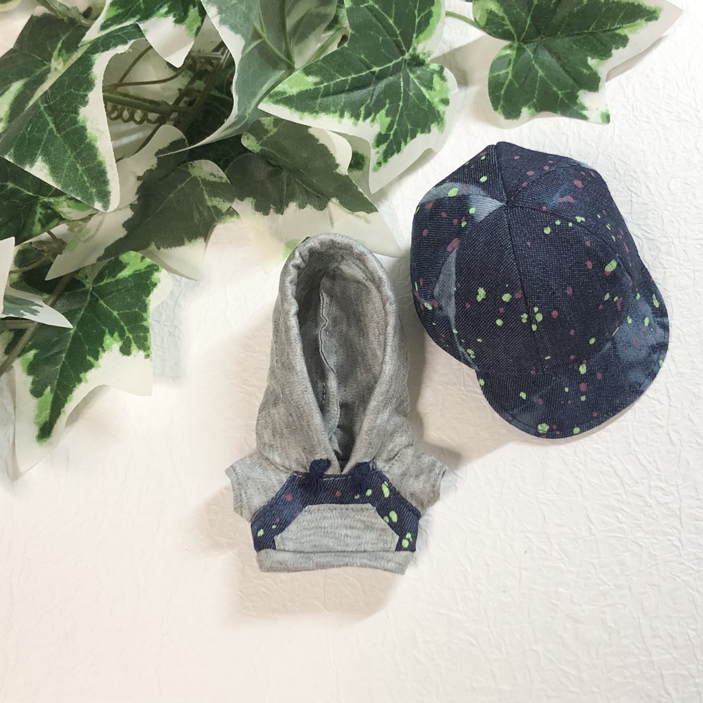 【ペイント風】パーカー&キャップ