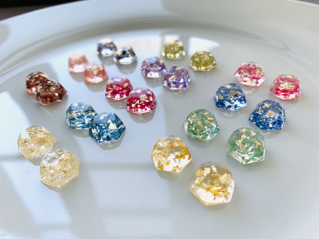 【2種類セット】イメージ耳飾り(かまぼこ隊+/柱)