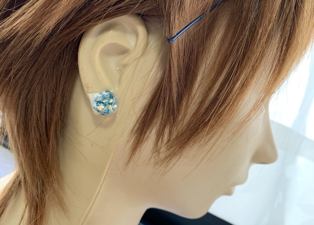 【1種類/氷砂糖(レジン)】イメージ耳飾り(かまぼこ隊+/柱)