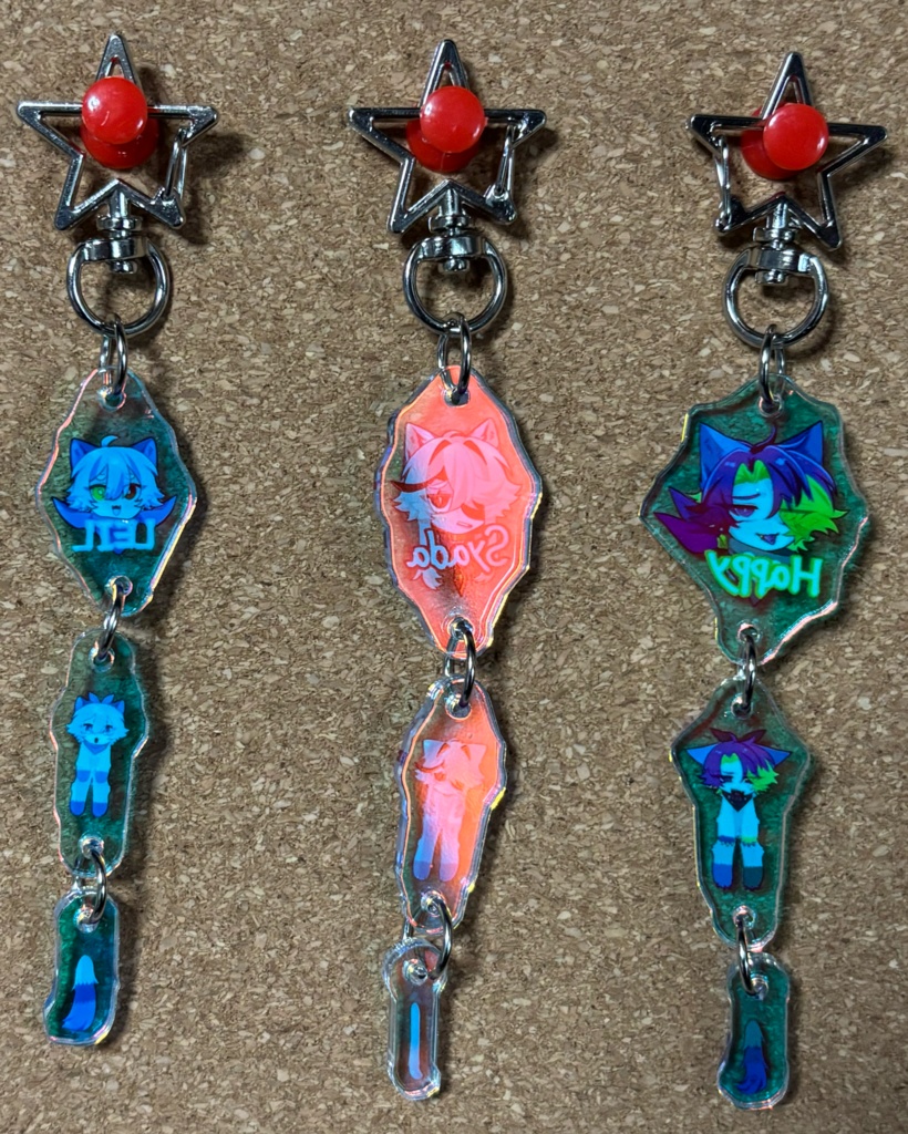 ミニミニ3連アクリルキーホルダー🩷❤️💙