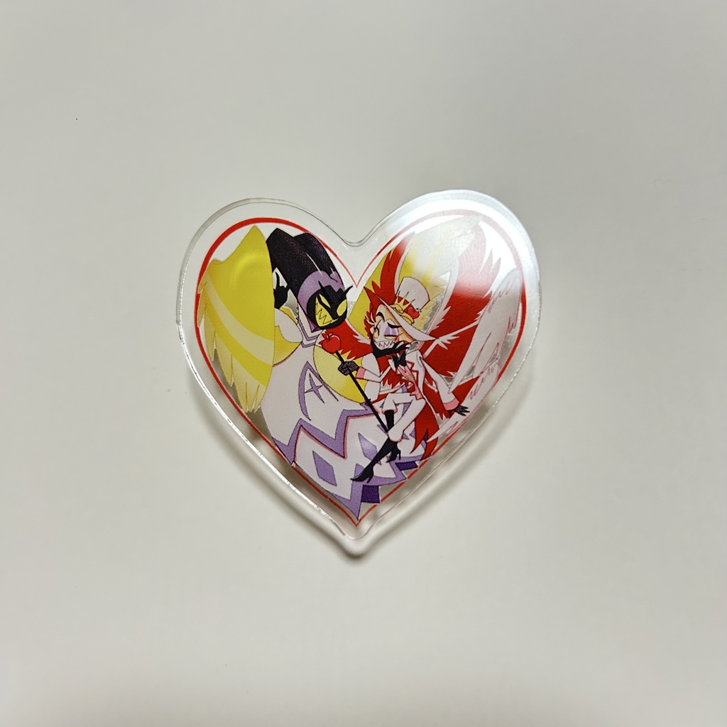 アダルシアクリルバッジ