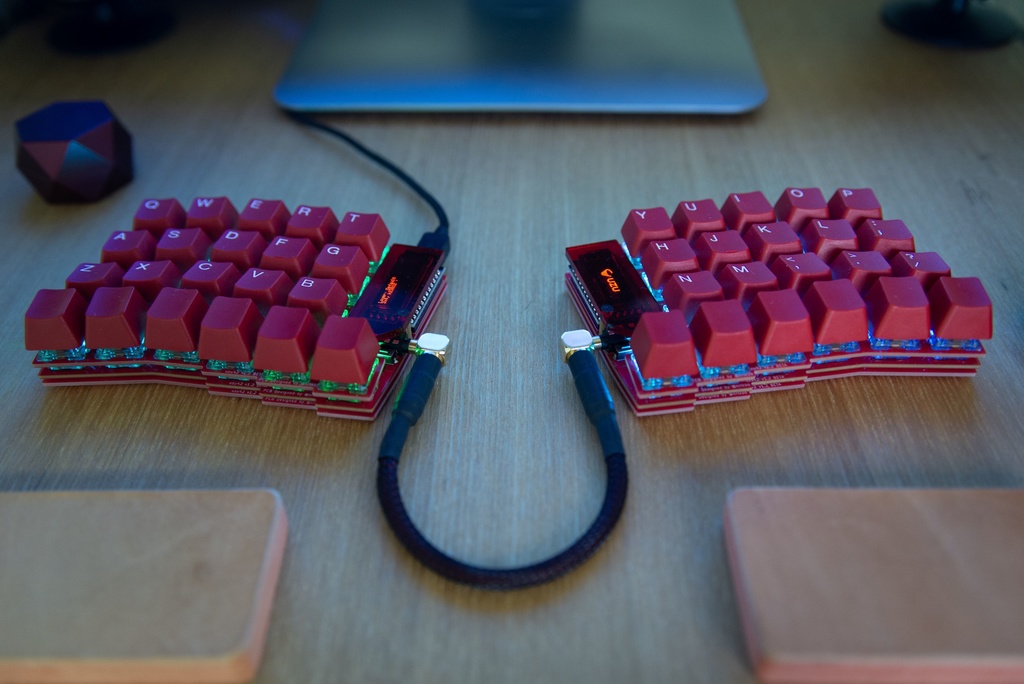 uzu42 自作キーボードキット