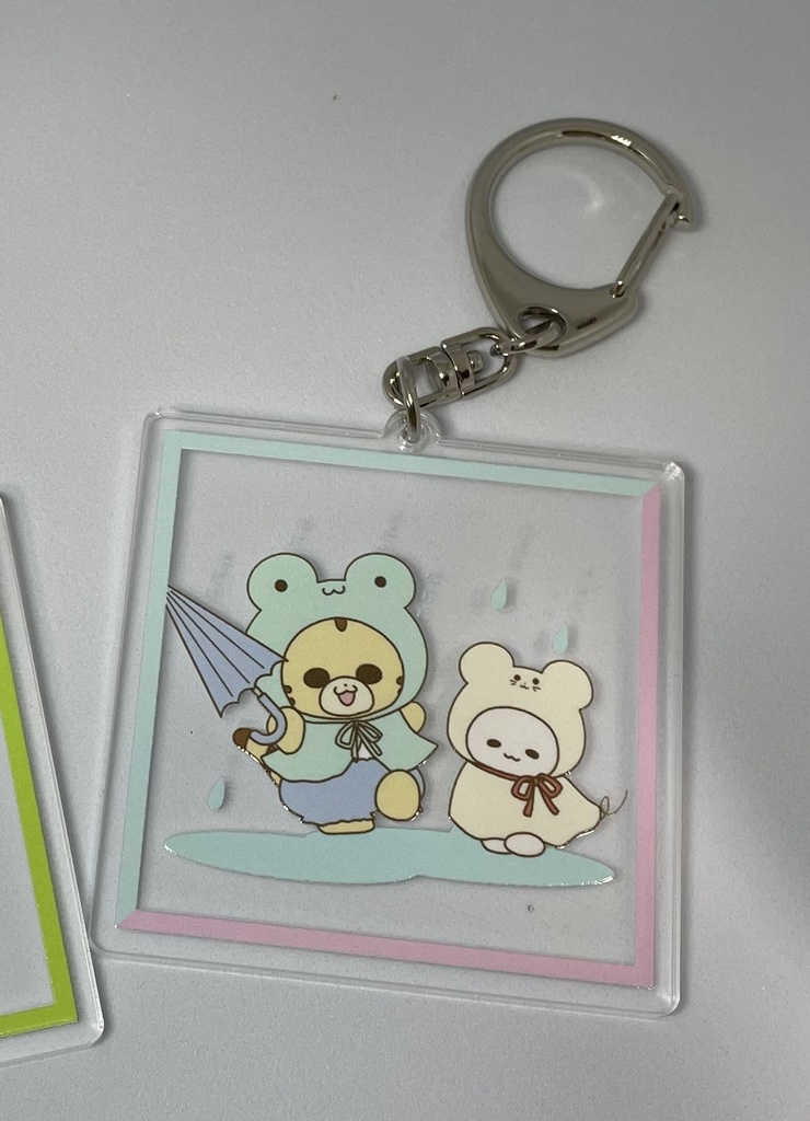トラネコちゃんネズミちゃんアクリルキーホルダー_梅雨